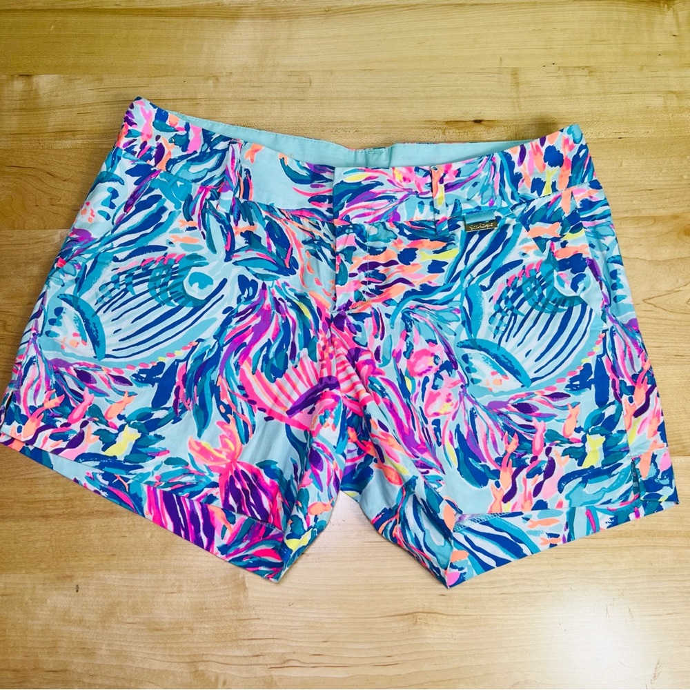 Lily Pulitzer the Callan short size 4 great condition